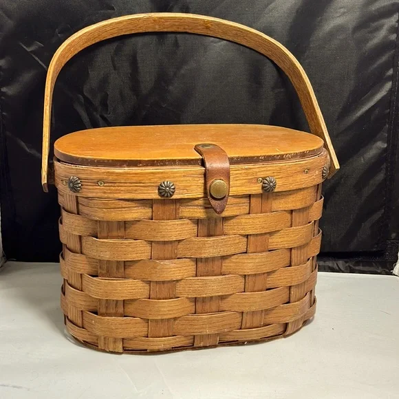 1950’s basket purse - Picture 1 of 5